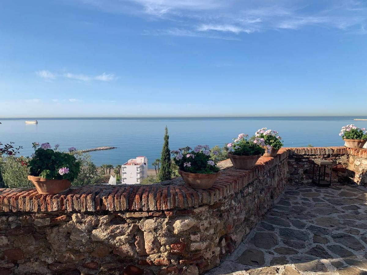 Soho Boutique Castillo De Santa Catalina - Adults Recommended Malaga Bagian luar foto View of the Gulf of Policastro from the Castle of Policastro
