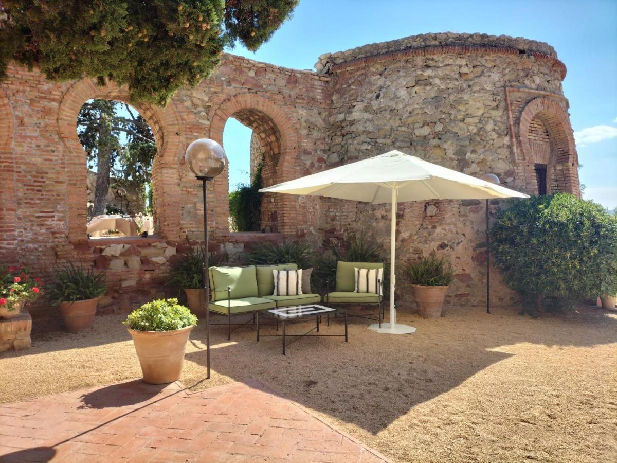 Soho Boutique Castillo De Santa Catalina - Adults Recommended Malaga Bagian luar foto The Roman baths of the city of Mérida, Spain