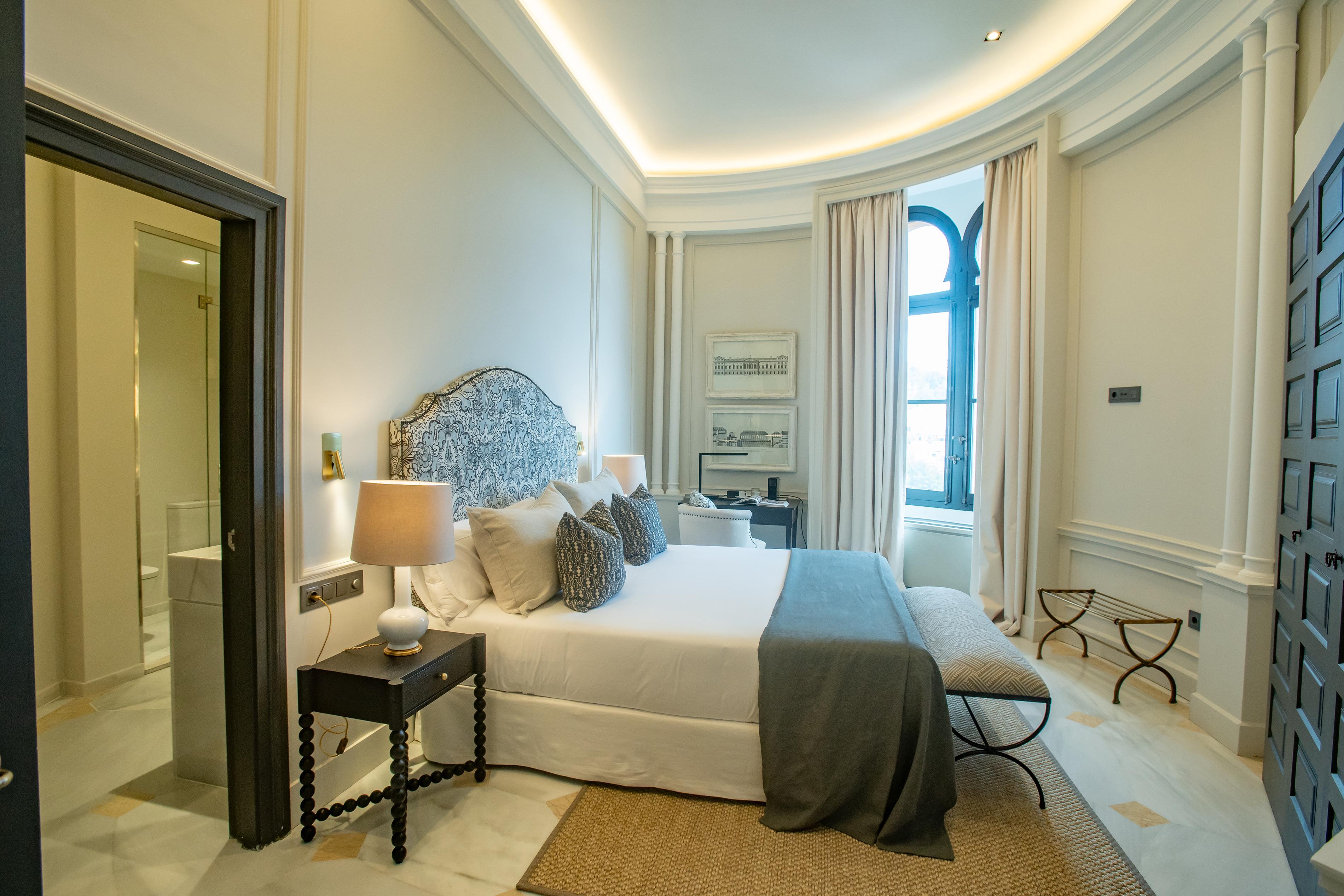 Soho Boutique Castillo De Santa Catalina - Adults Recommended Malaga Bagian luar foto A bedroom at the hotel