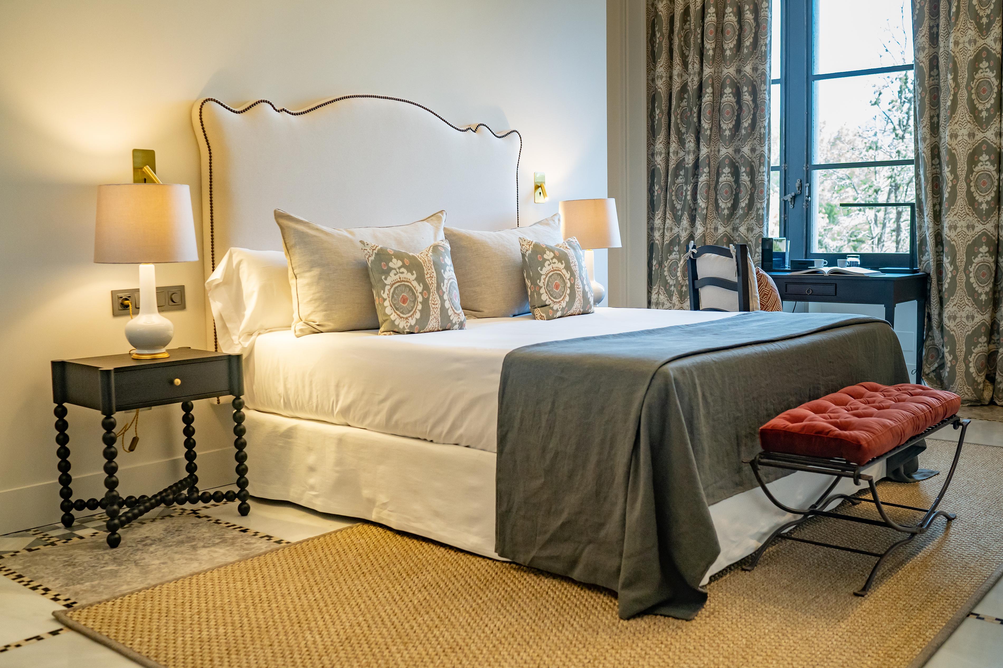 Soho Boutique Castillo De Santa Catalina - Adults Recommended Malaga Bagian luar foto A bedroom at Hotel Casa 1800