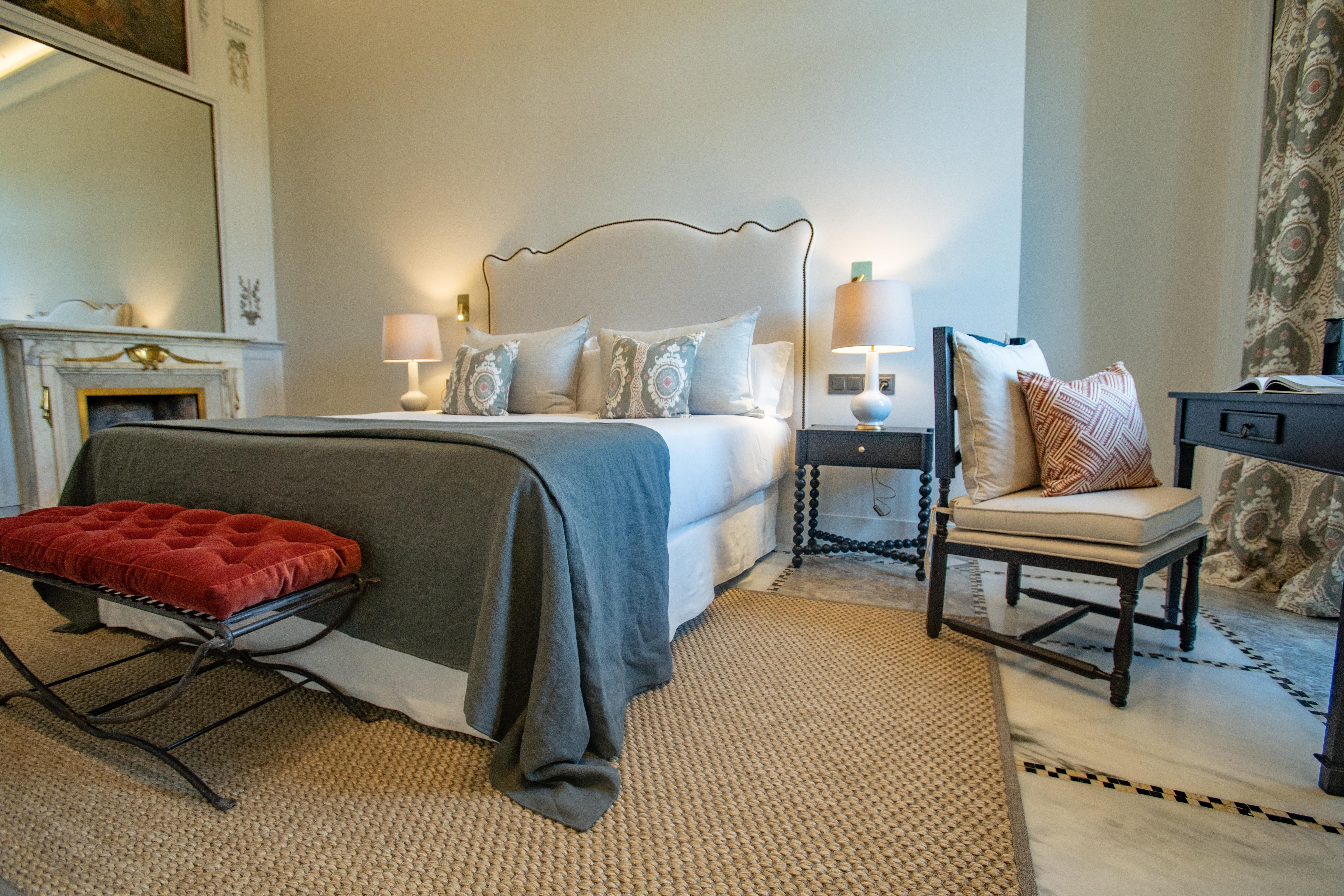 Soho Boutique Castillo De Santa Catalina - Adults Recommended Malaga Bagian luar foto A bedroom at the hotel